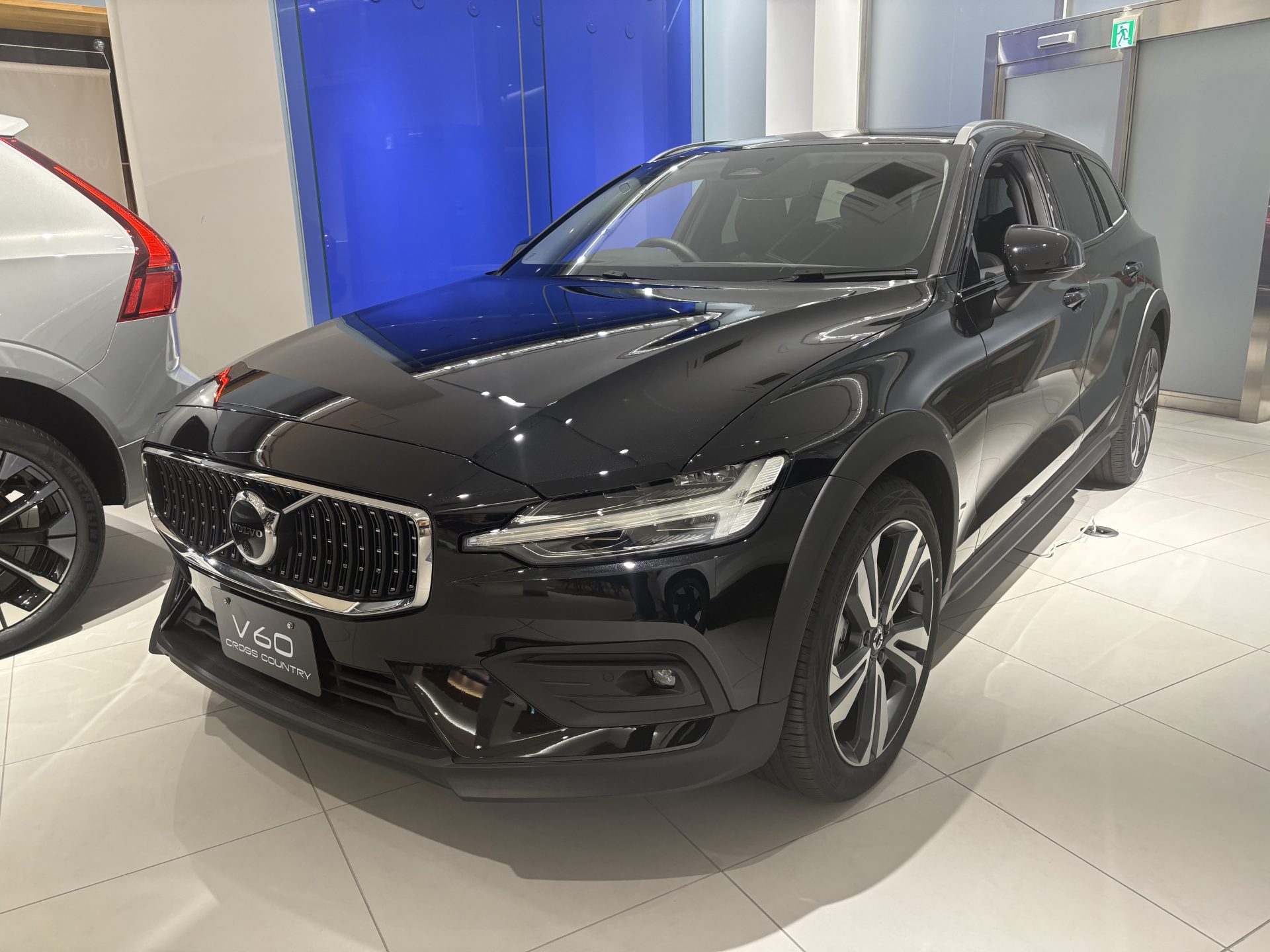 V60 Cross Country Ultra B5 AWD